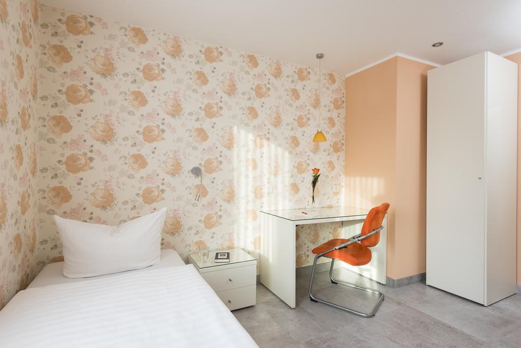 וופרטל Appartements Am Kleeblatt מראה חיצוני תמונה